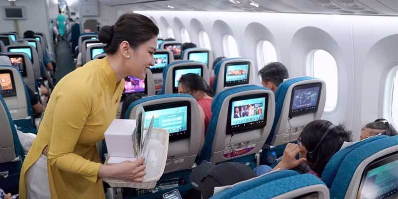 Trải nghiệm bay với Vietnam Airlines